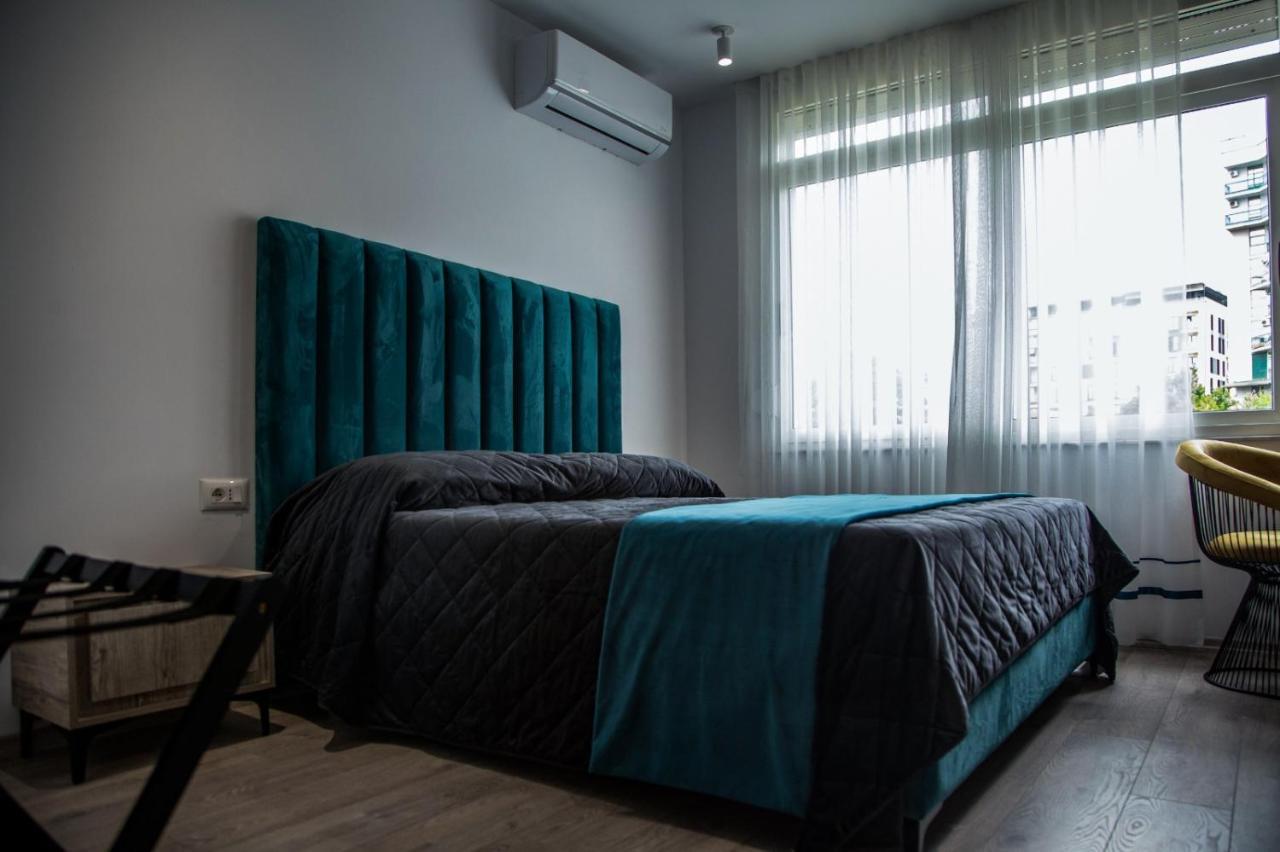 Lucas Central Premium Studios Tirana Exterior photo